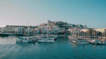 Fortification port port, vieille ville dalt vila ibiza video